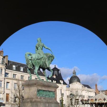 オルレアンThe Garden, Proche Bord De Loireアパートメント エクステリア 写真